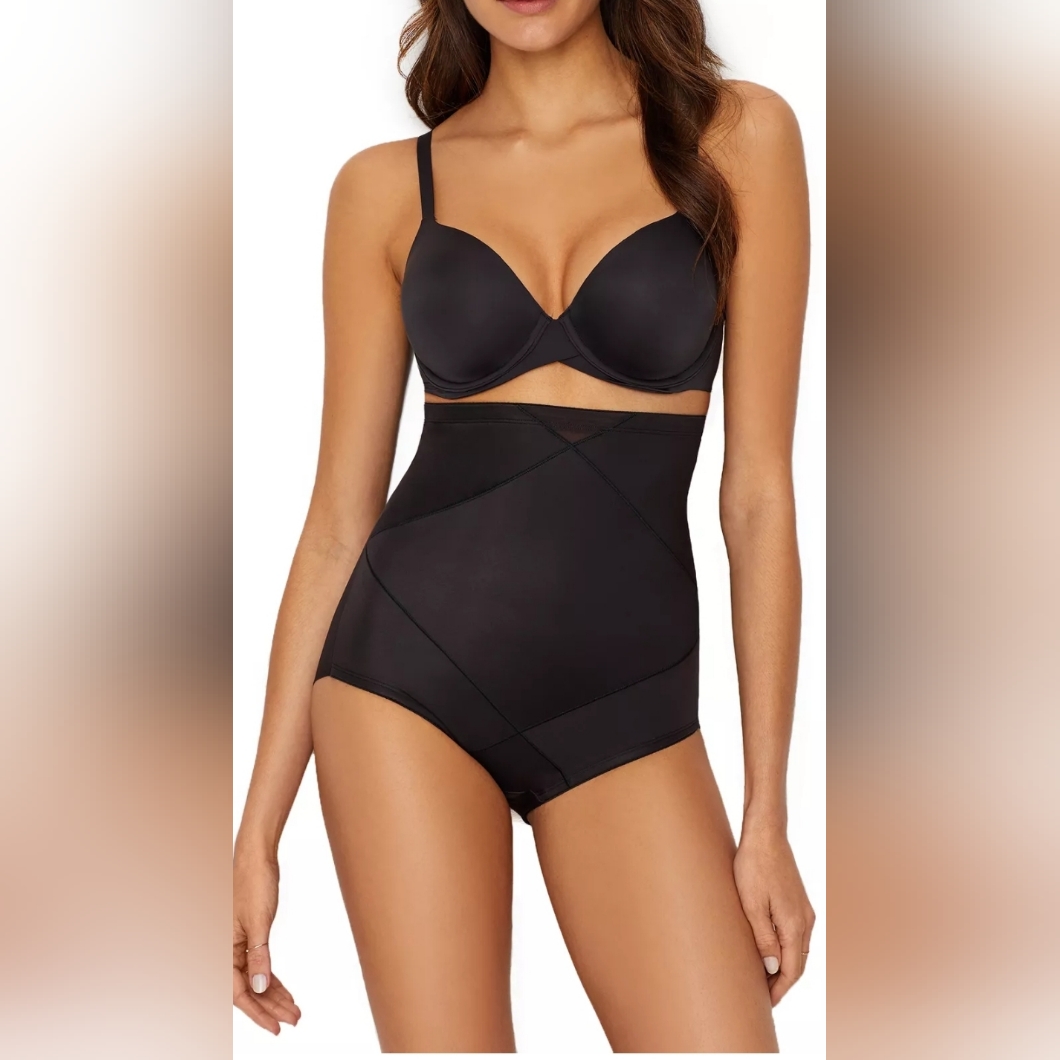 Nwt Miraclesuit Instant Tummy Tuck Brief Black Size Large